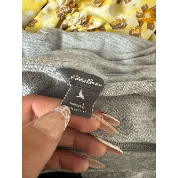 Eddie Bauer gray top - Picture 5 of 7